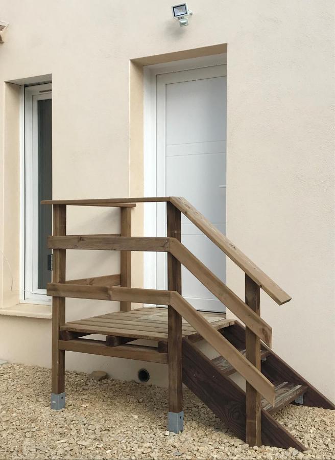 Studio Neuf Climatise Les Fumades-Les Bains Exterior photo